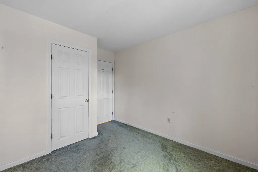 7 Frye Circle Wolfeboro NH 03894