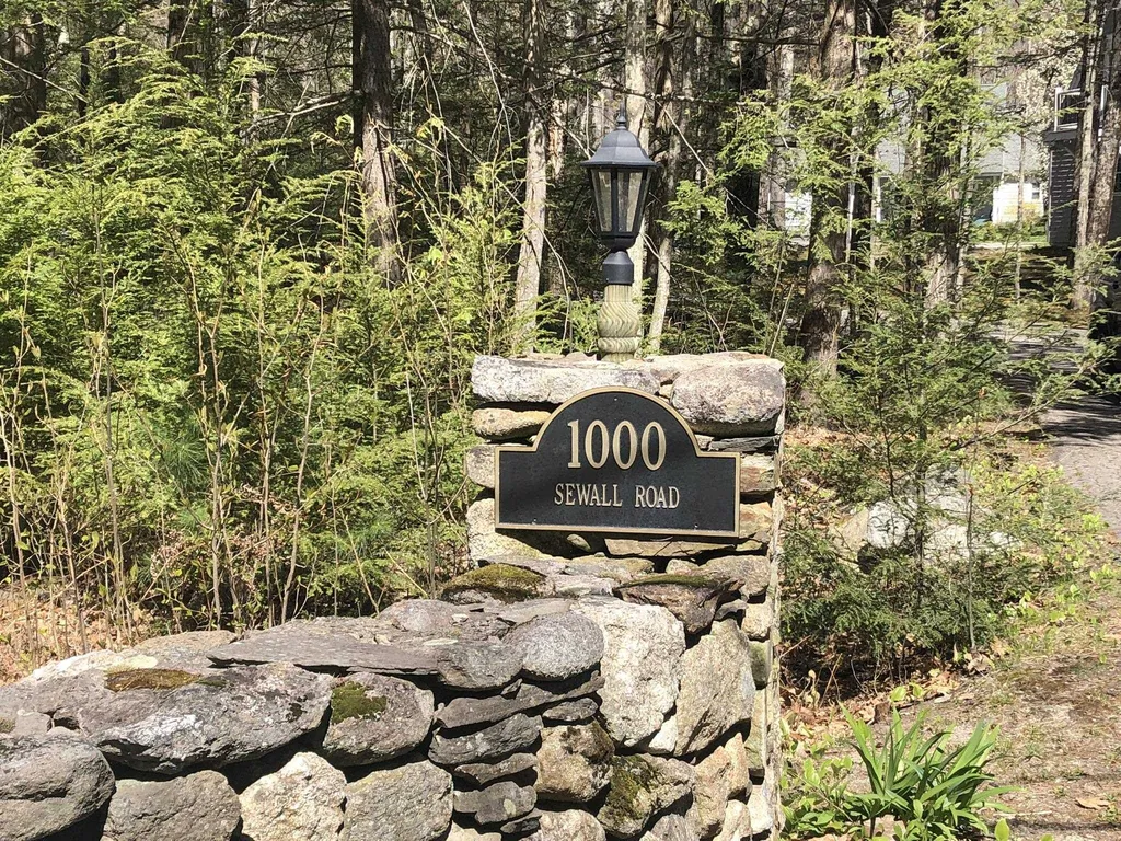 7 Frye Circle Wolfeboro NH 03894