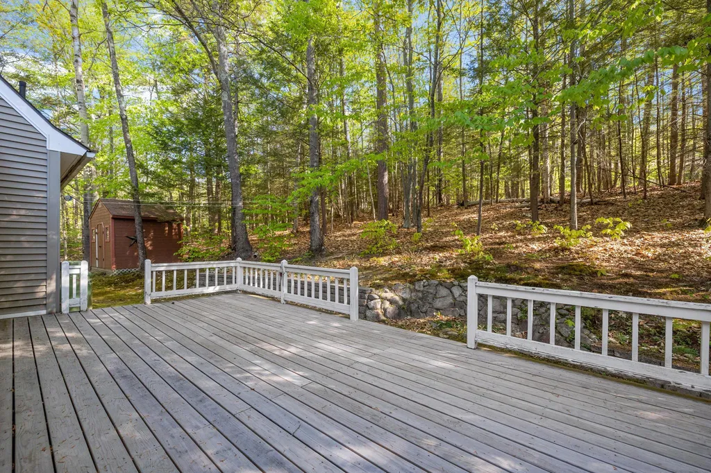 7 Frye Circle Wolfeboro NH 03894