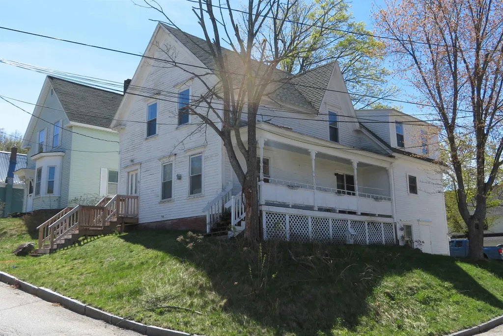 23 Locust Street Laconia NH 03246