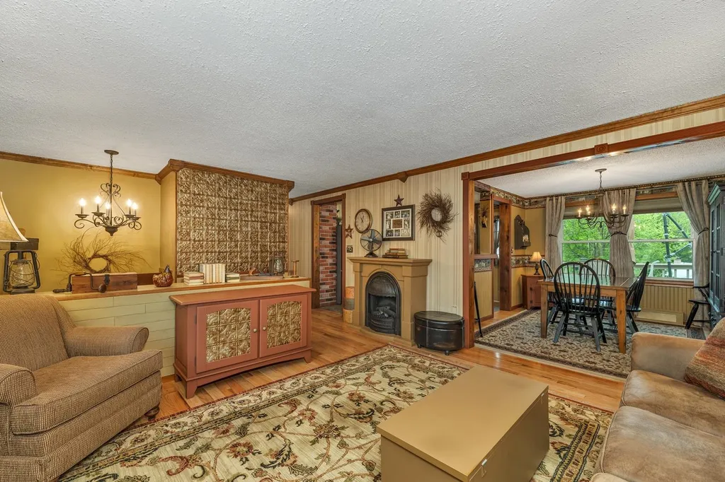 151 Morrill Street Gilford NH 03249