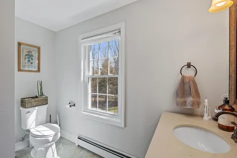 5 Spillway Lane Concord NH 03301