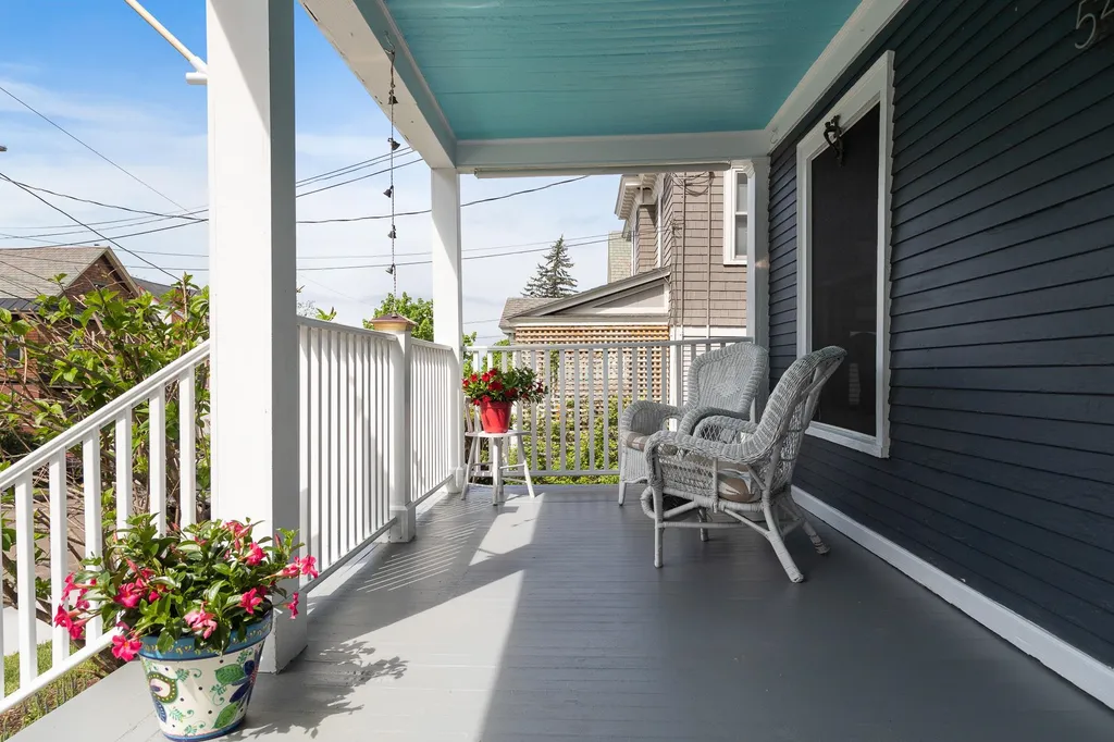 54 Bayview Street Burlington VT 05401-4015