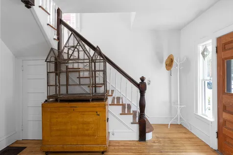 54 Bayview Street Burlington VT 05401-4015
