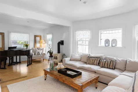 54 Bayview Street Burlington VT 05401-4015