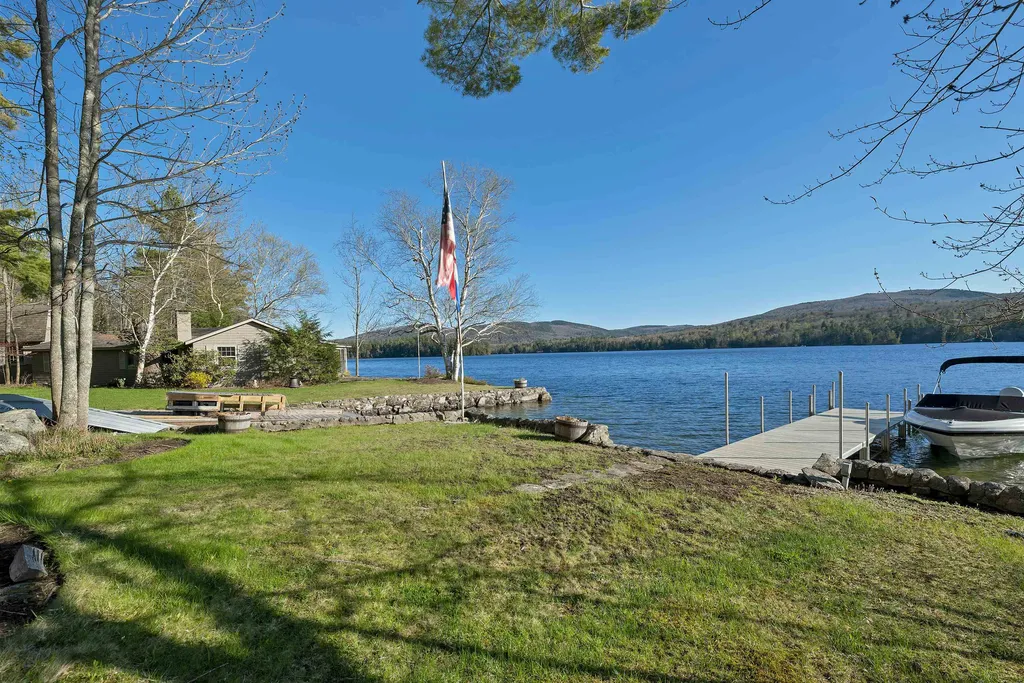 371 Wentworth Road Brookfield NH 03872