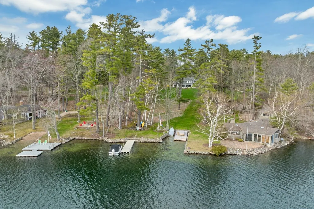 371 Wentworth Road Brookfield NH 03872