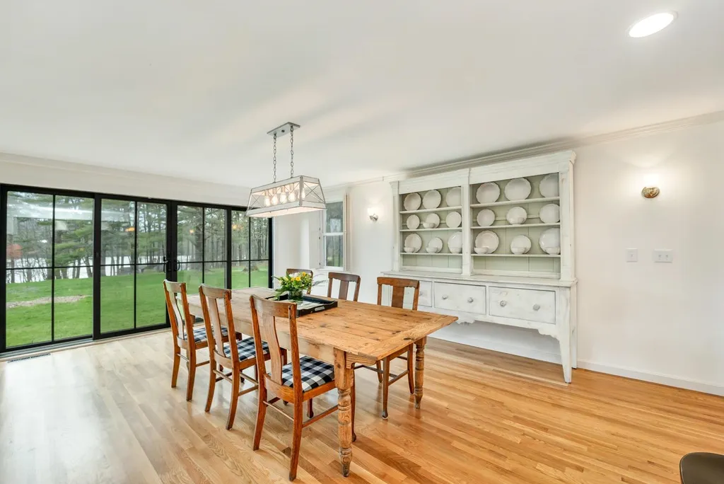 371 Wentworth Road Brookfield NH 03872