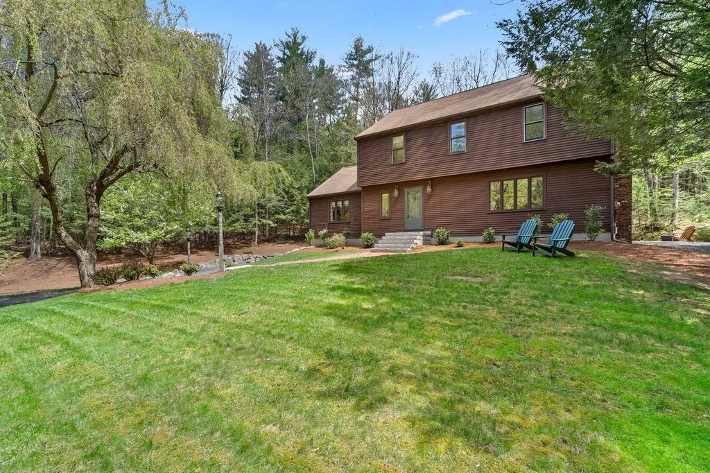 16 Boston Post Road Amherst NH 03031