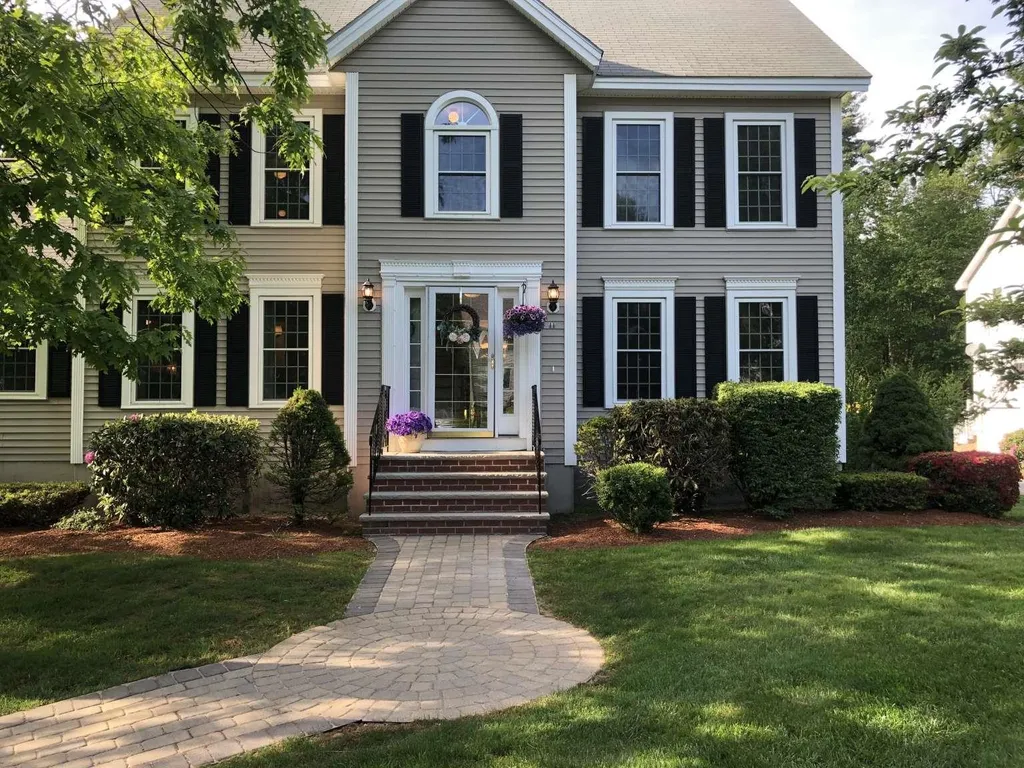 11 Ballard Lane Salem NH 03079