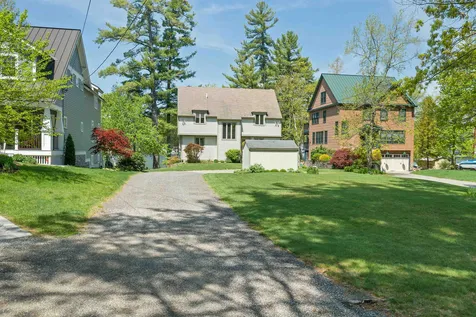 7 Grove Street Windham NH 03087