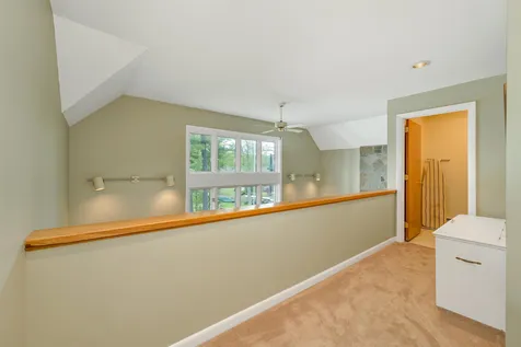 7 Grove Street Windham NH 03087