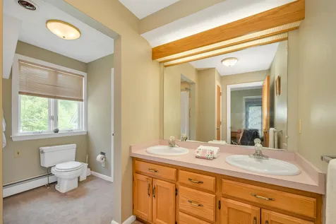 7 Grove Street Windham NH 03087