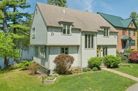 7 Grove Street Windham NH 03087