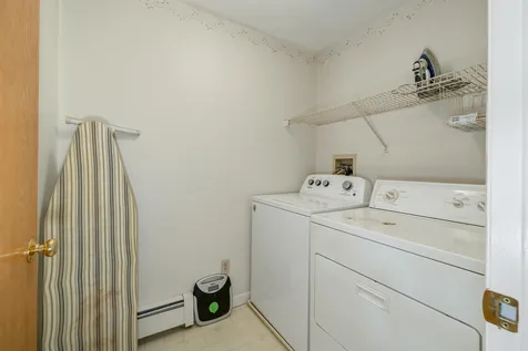 7 Grove Street Windham NH 03087