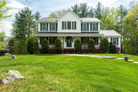 5 Preserve Drive Londonderry NH 03053
