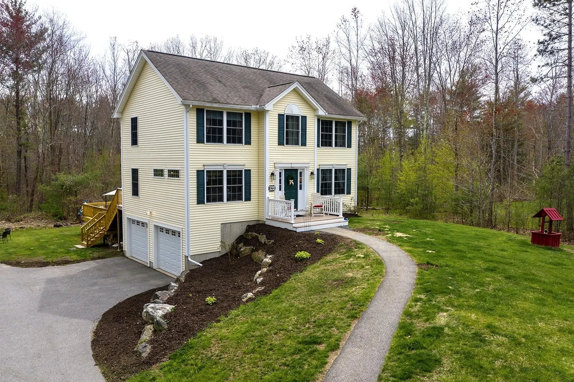 328 South Road Brentwood NH 03833