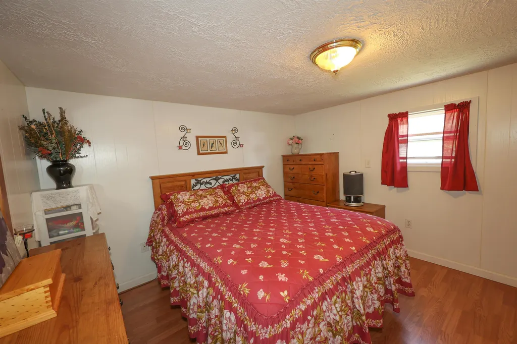 12 Woodlawn Drive Allenstown NH 03275