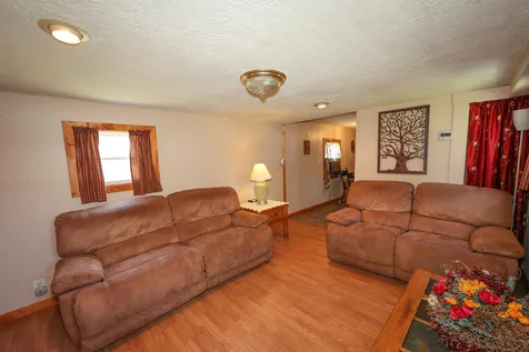 12 Woodlawn Drive Allenstown NH 03275