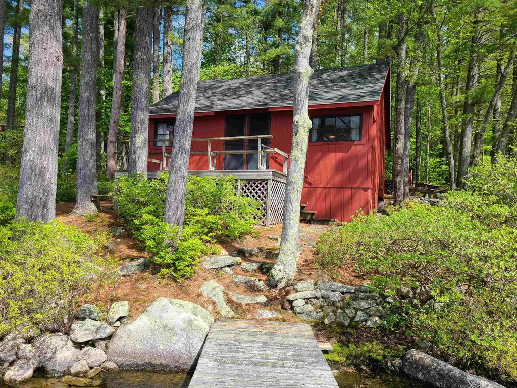 55 Museum Shores Road Wolfeboro NH 03894