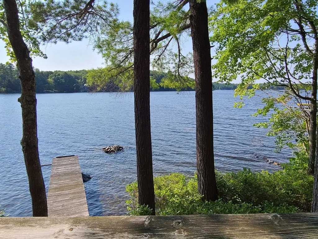 55 Museum Shores Road Wolfeboro NH 03894