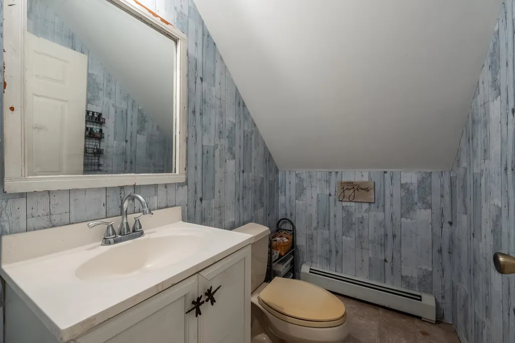 25 Sugarbush Lane Grafton NH 03240
