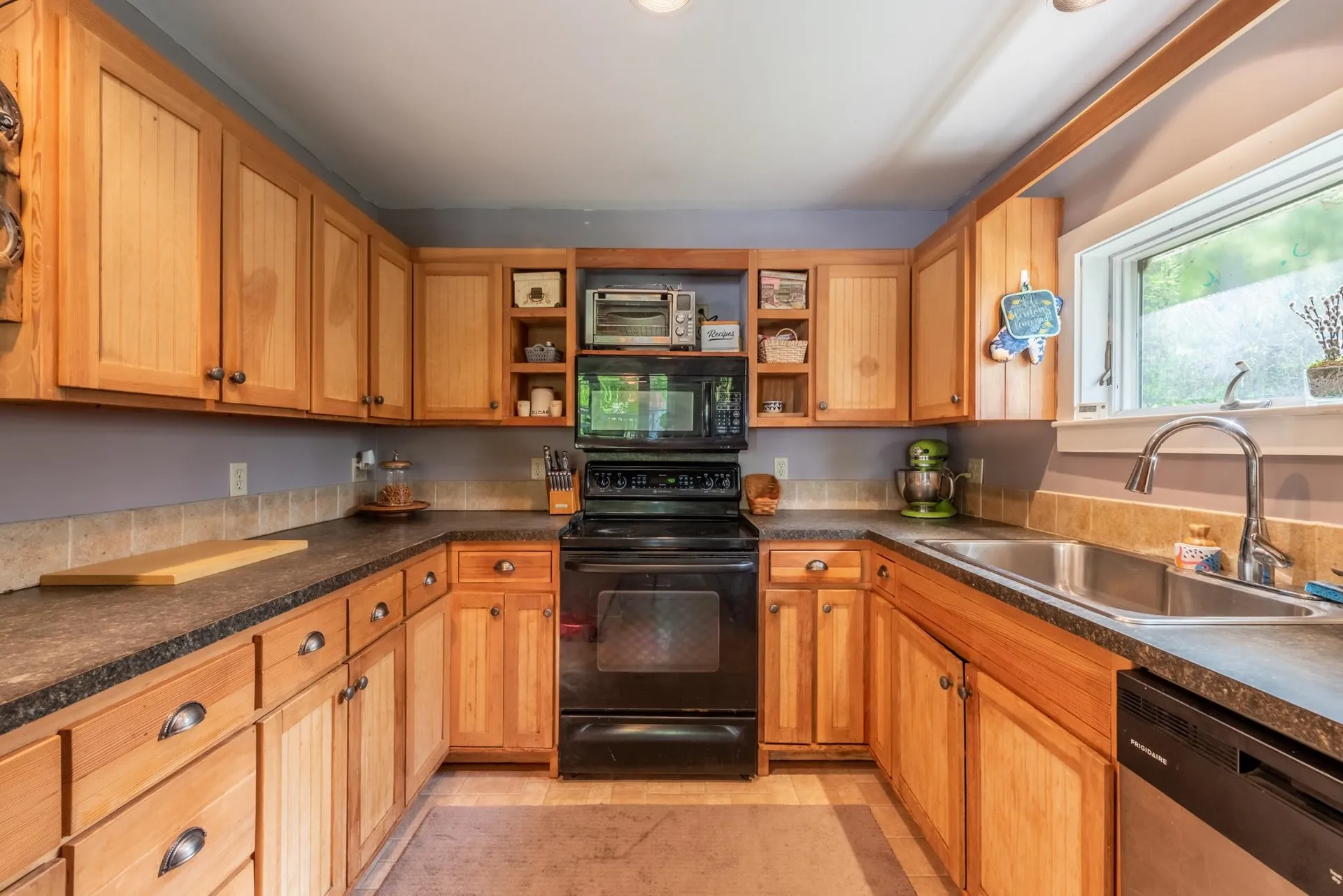 25 Sugarbush Lane Grafton NH 03240