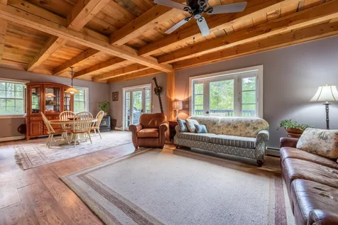 25 Sugarbush Lane Grafton NH 03240