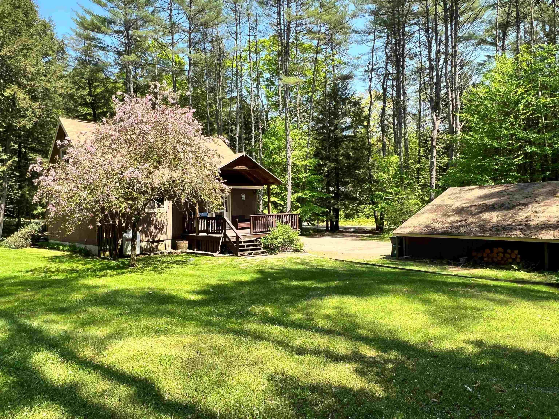 41 Morrill Bend Hartford VT 05059