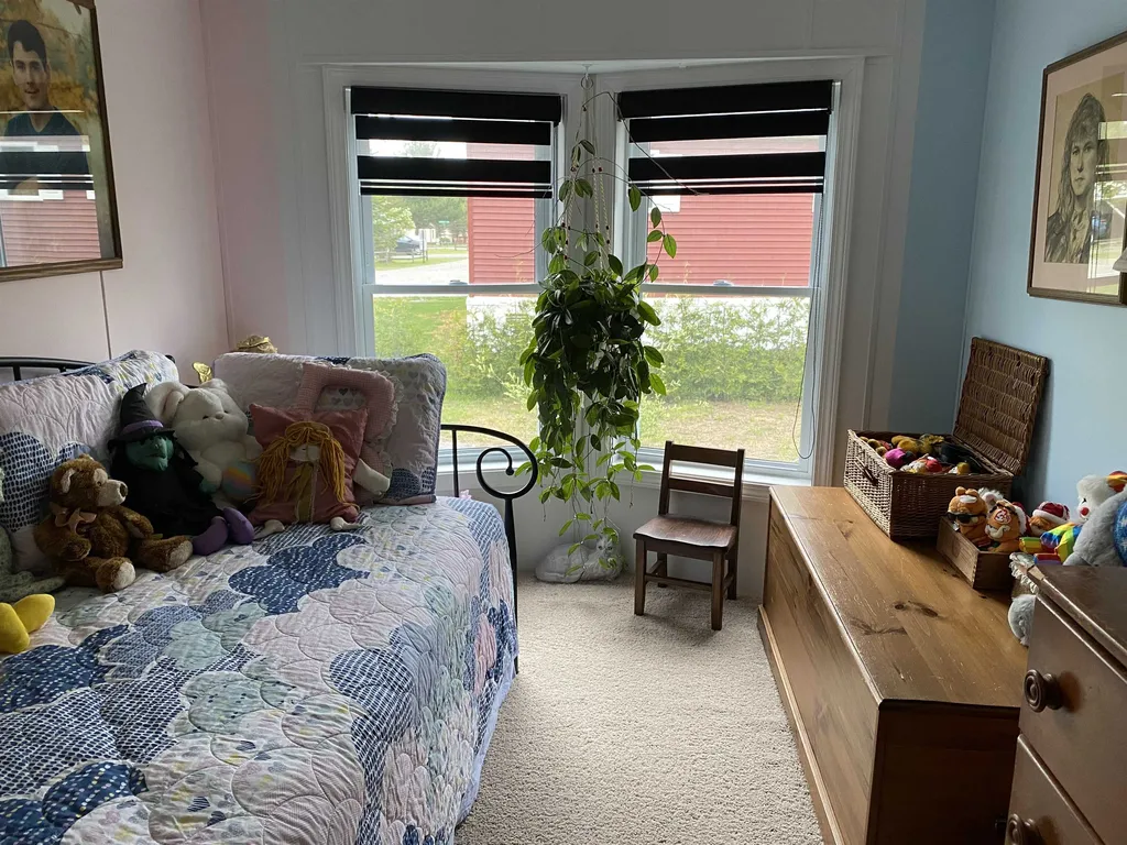 220 Redwood Drive Hyde Park VT 05655