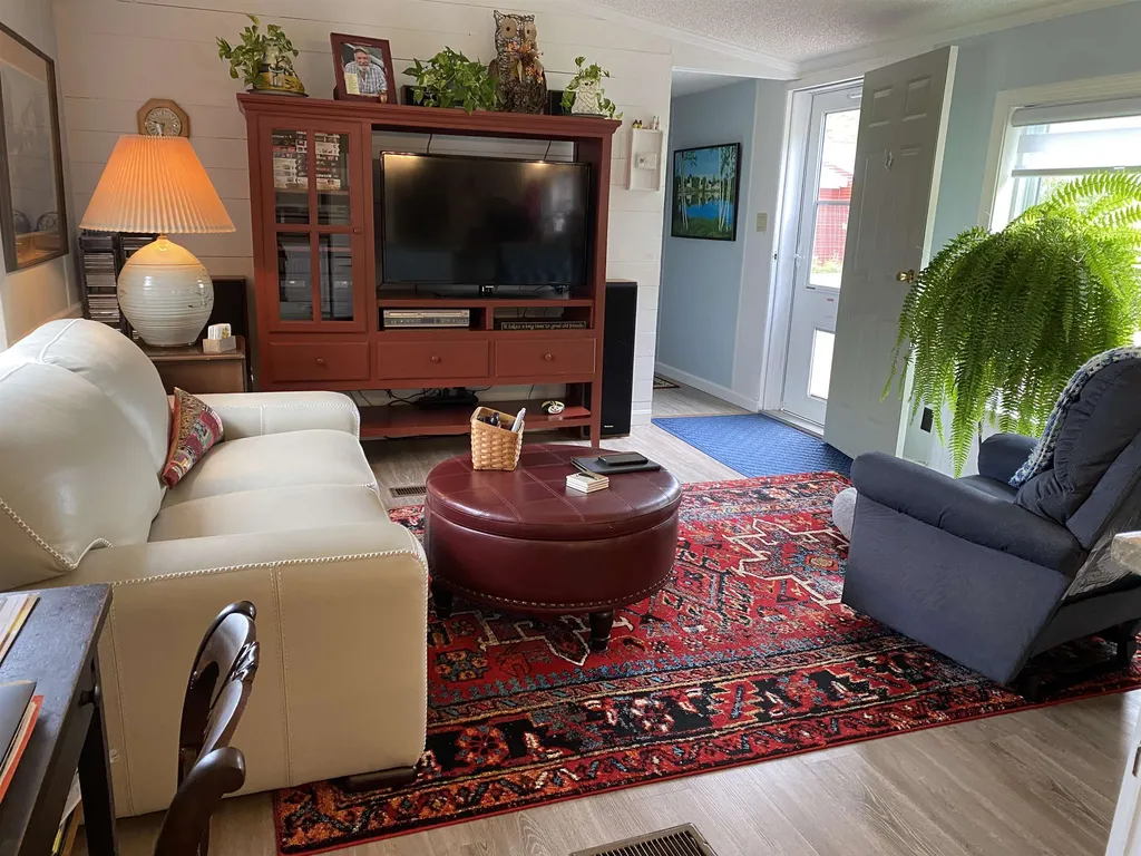 220 Redwood Drive Hyde Park VT 05655