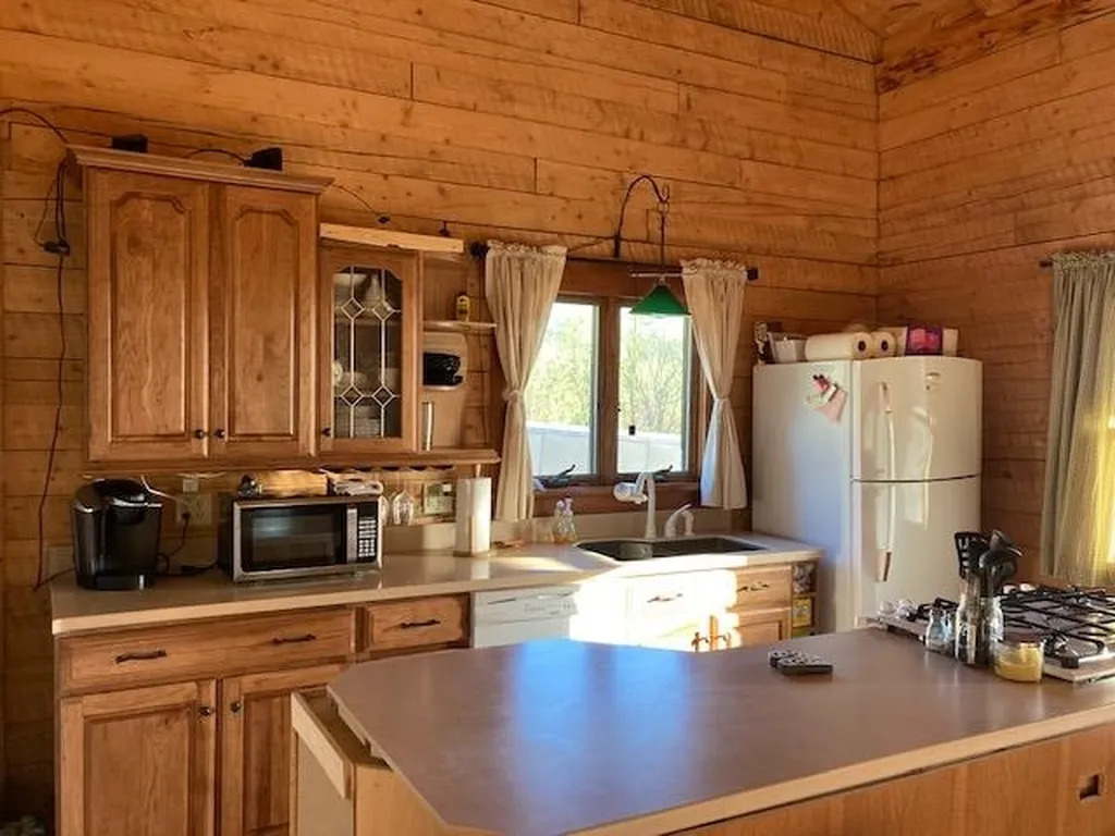 706 Diamond Pond Road Colebrook NH 03576