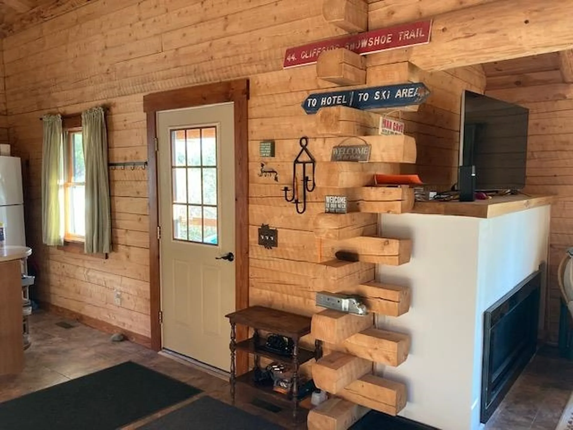 706 Diamond Pond Road Colebrook NH 03576
