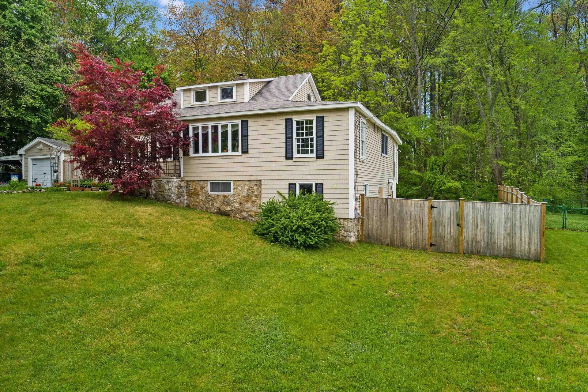 192 Arah Street Manchester NH 03104