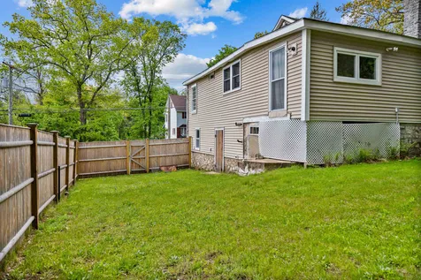 192 Arah Street Manchester NH 03104