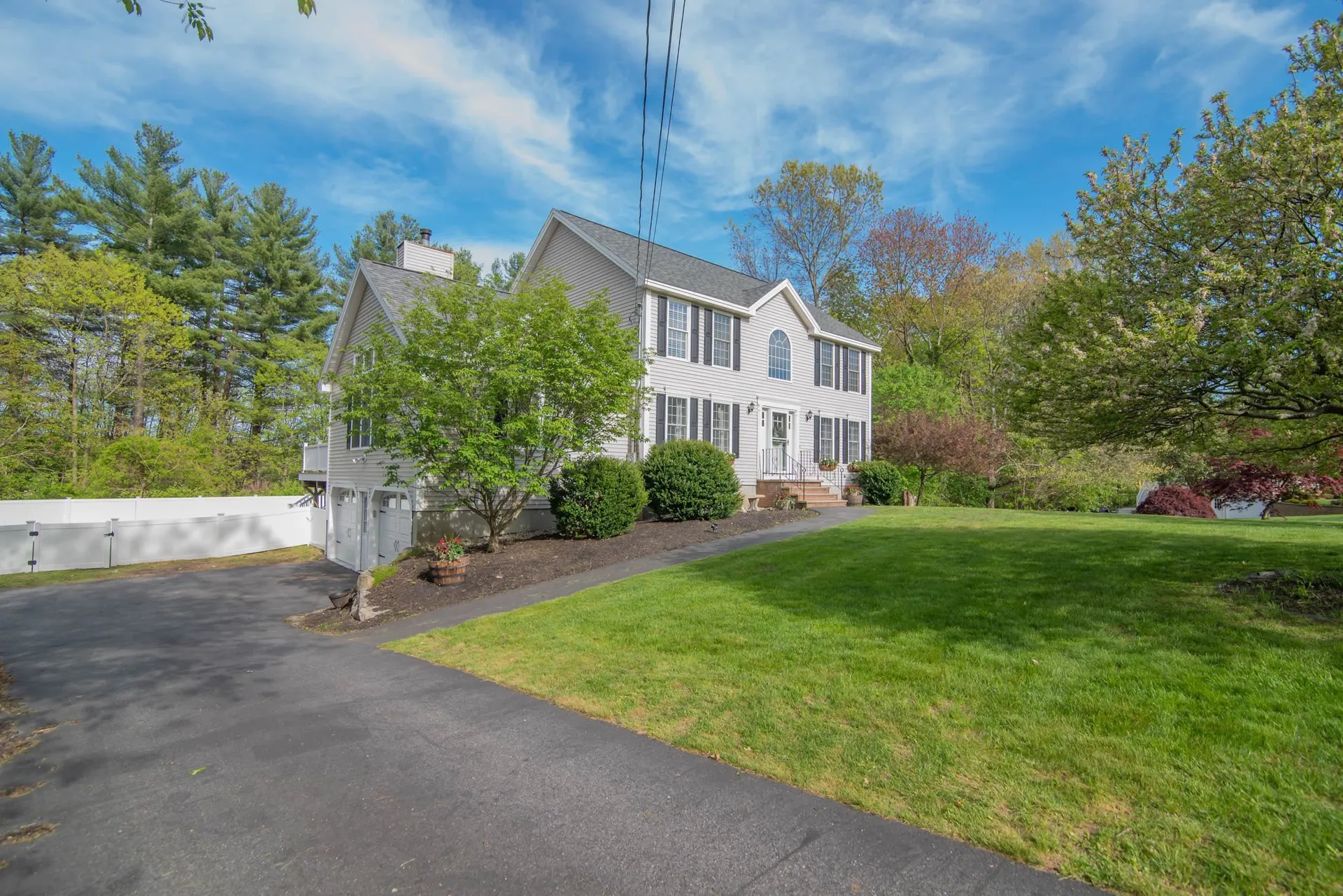 14 Redwood Road Salem NH 03079