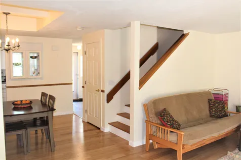 53 Modena Drive Concord NH 03303