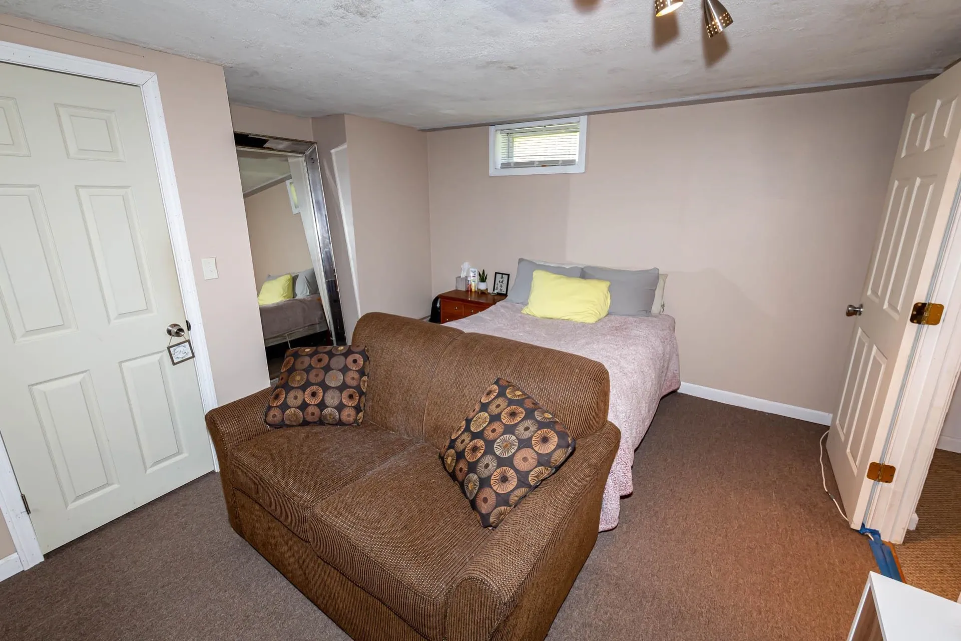 108 South Road Londonderry NH 03053