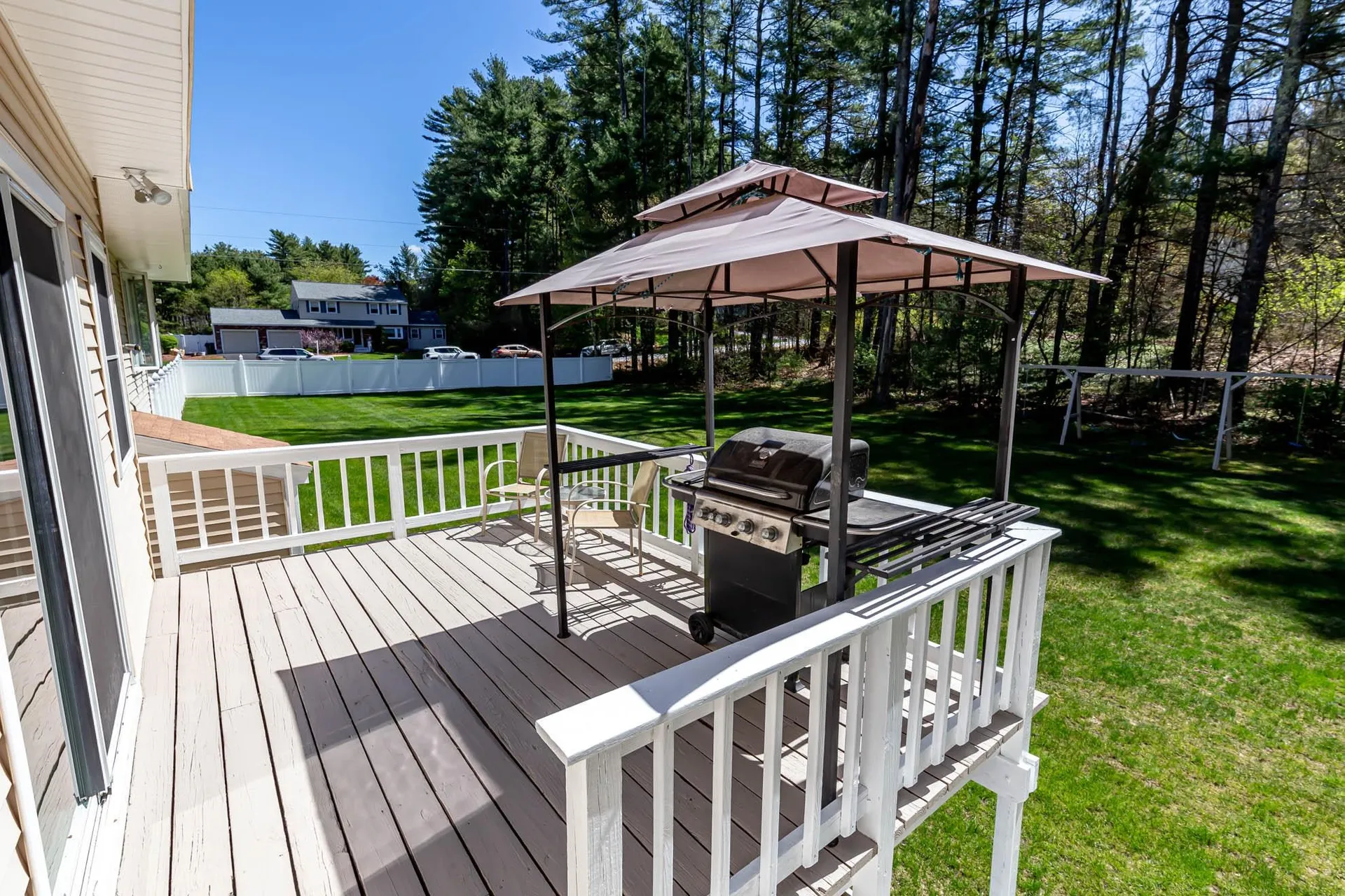108 South Road Londonderry NH 03053