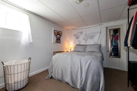 108 South Road Londonderry NH 03053