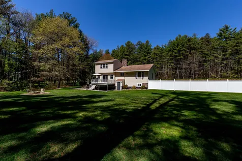 108 South Road Londonderry NH 03053