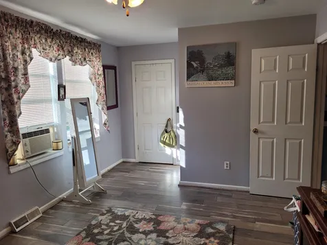 53 Birch Court Burlington VT 05408