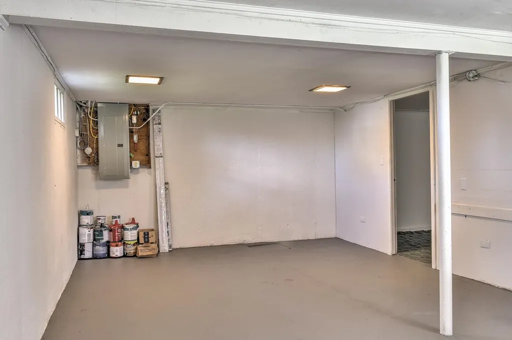 5 W Diane Drive Keene NH 03431