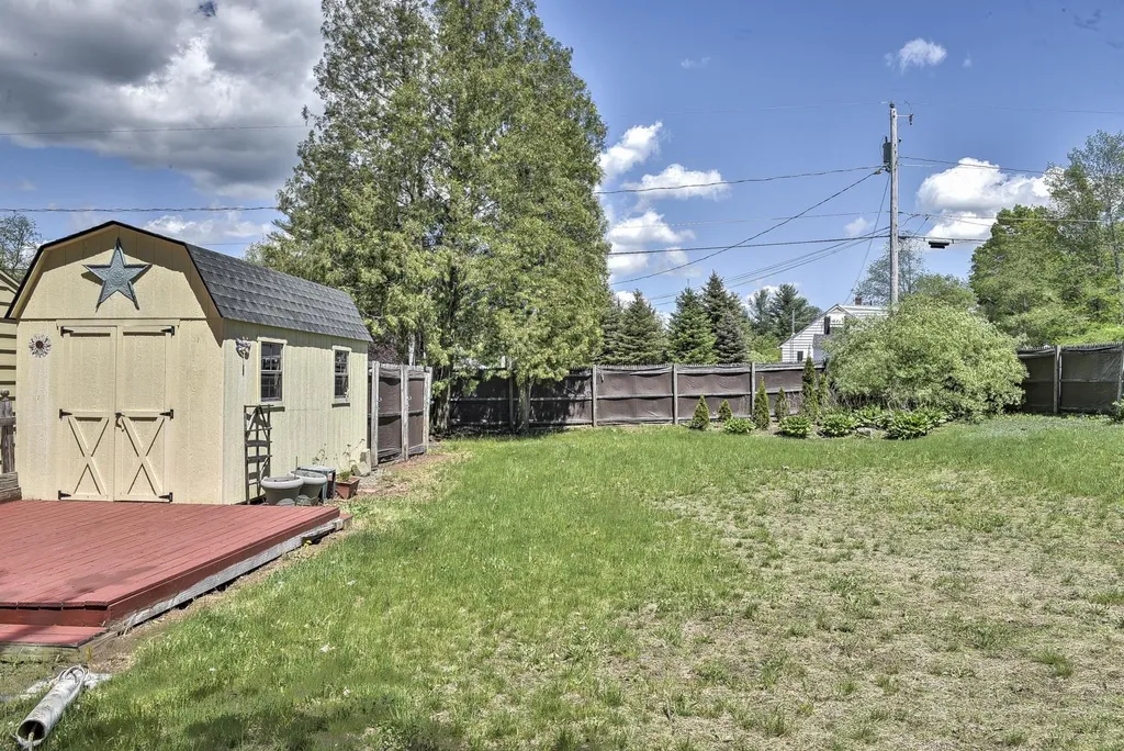 5 W Diane Drive Keene NH 03431
