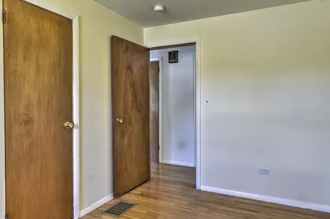 5 W Diane Drive Keene NH 03431