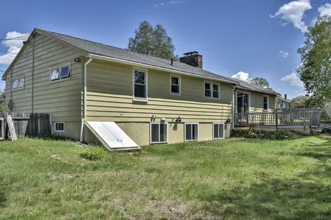 5 W Diane Drive Keene NH 03431