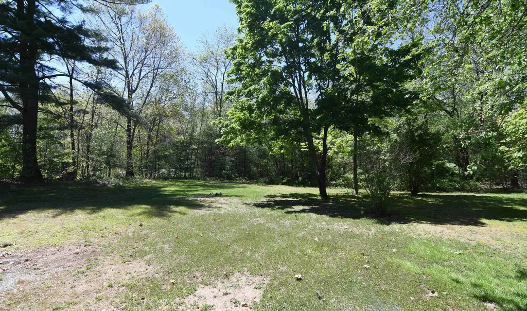 97 Prescott Road Raymond NH 03077