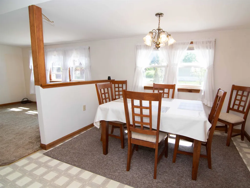 97 Prescott Road Raymond NH 03077