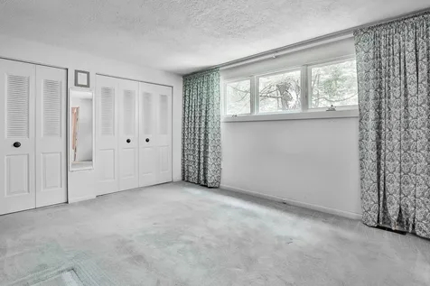 3 Duchess Road Nashua NH 03063