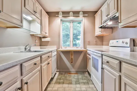3 Duchess Road Nashua NH 03063
